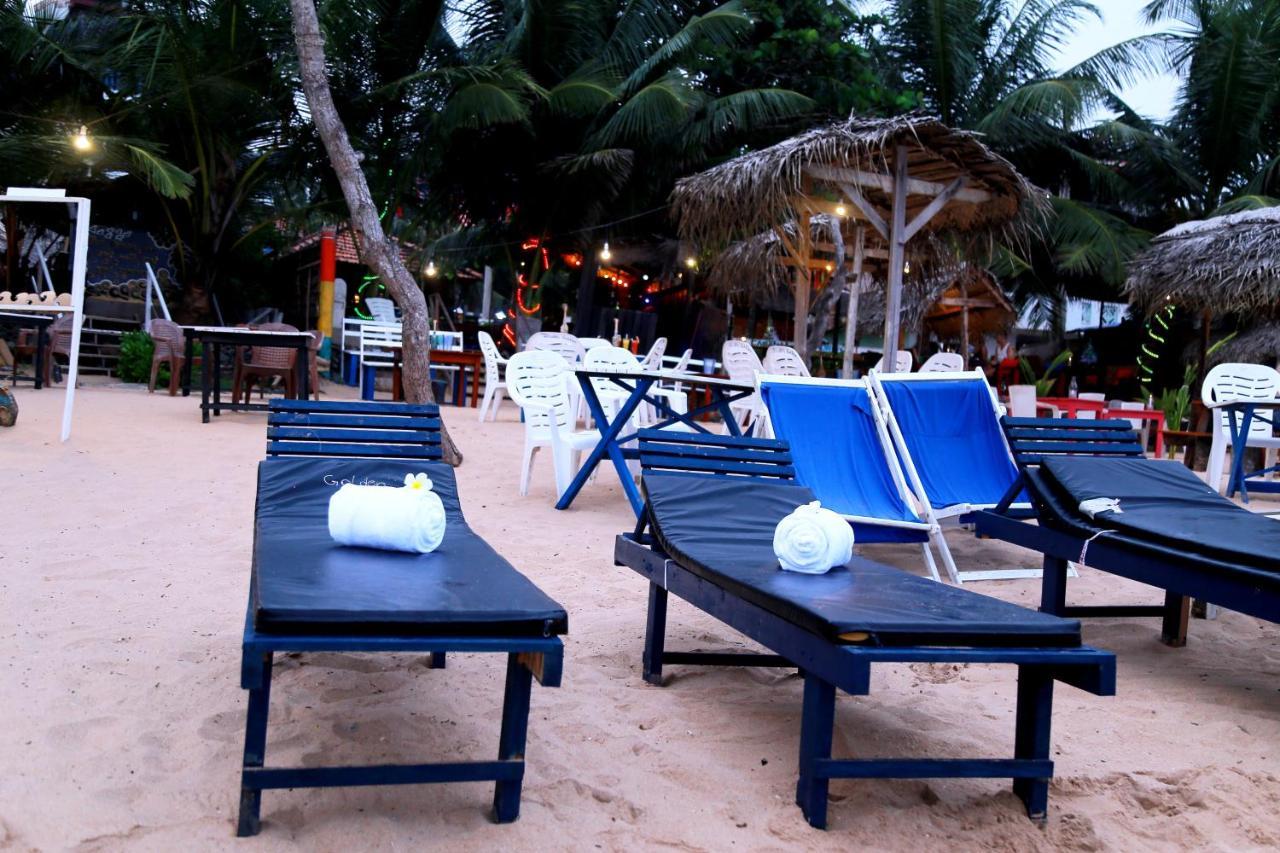 Golden Surfer Beach Hotel Tangalle Exterior photo